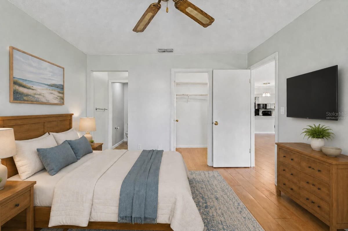 7217 GREYSTONE DRIVE — photo 7 of 100