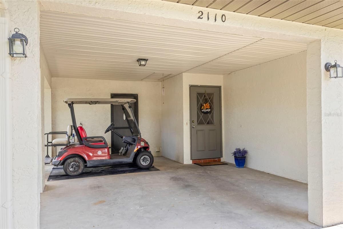 2110 HARLESTON PLACE — photo 4 of 47