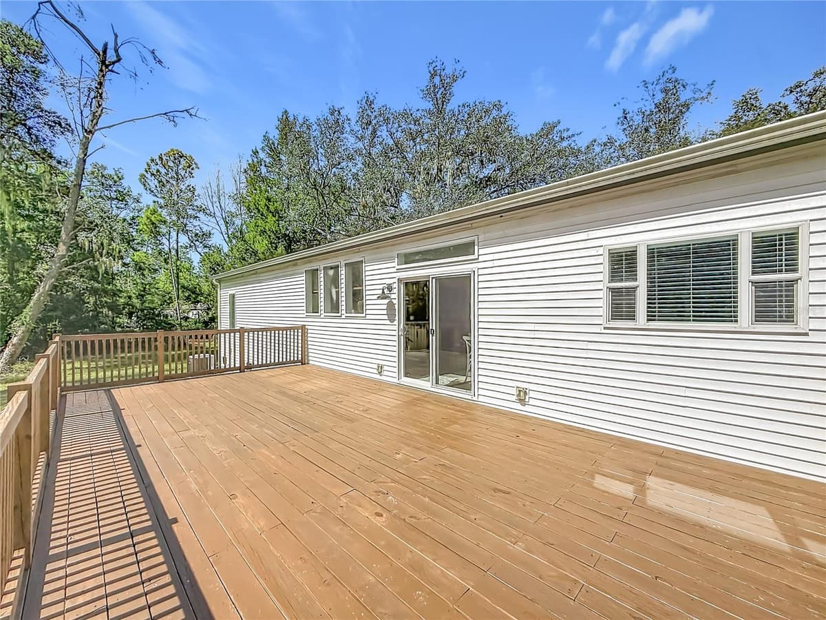 41945 PINE VALLEY DRIVE — photo 27 of 37