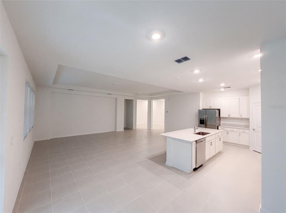 721 TUNDRA LOOP — photo 12 of 43