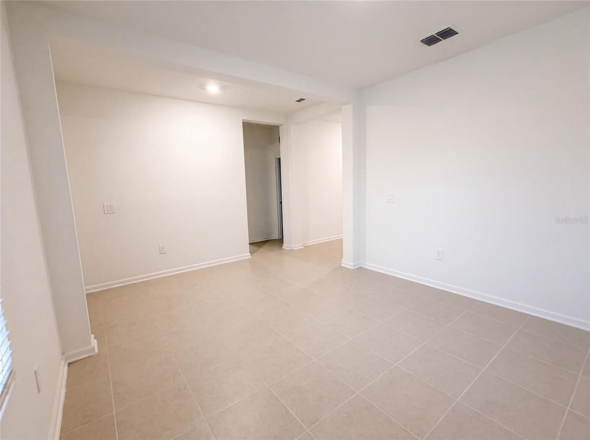 721 TUNDRA LOOP — photo 7 of 43
