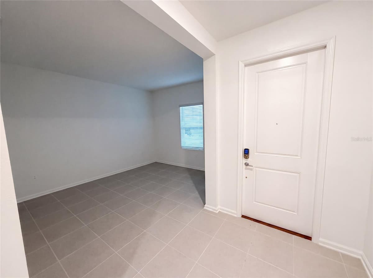 721 TUNDRA LOOP — photo 37 of 43