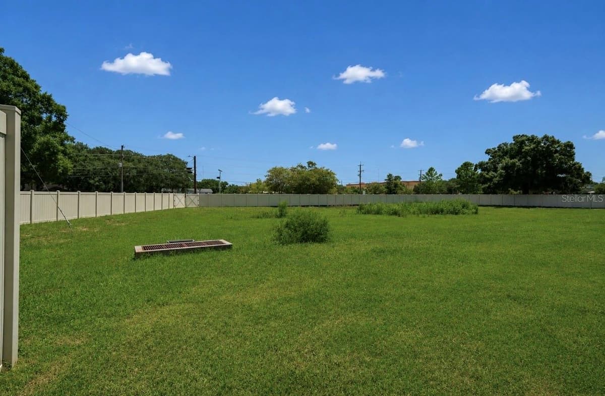 11510 SCARLET IBIS PLACE — photo 37 of 49