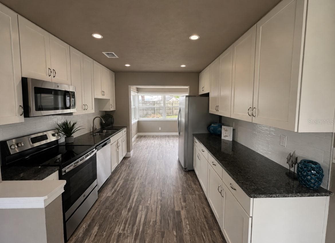 46 SEASIDE DRIVE — photo 28 of 29