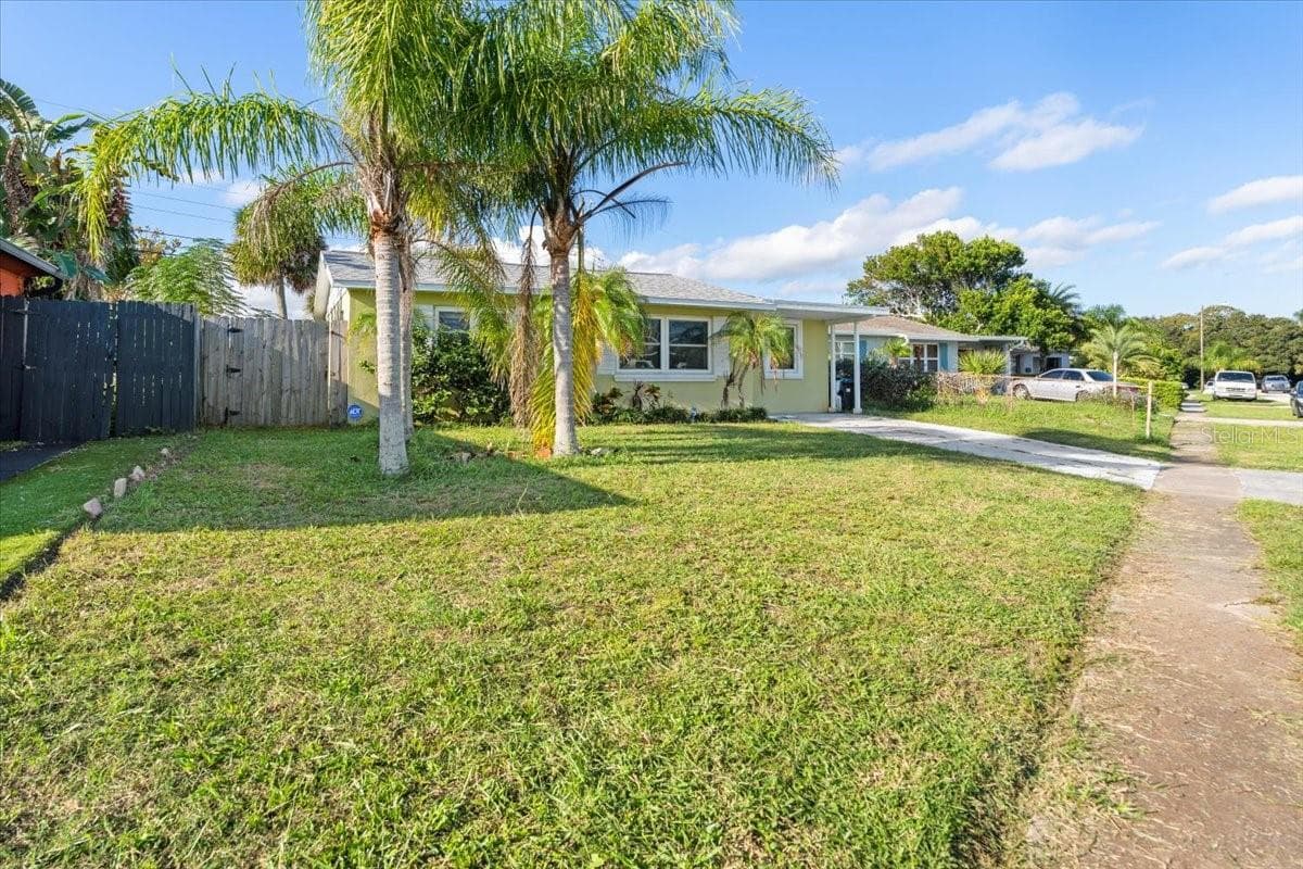 46 SEASIDE DRIVE — photo 7 of 29