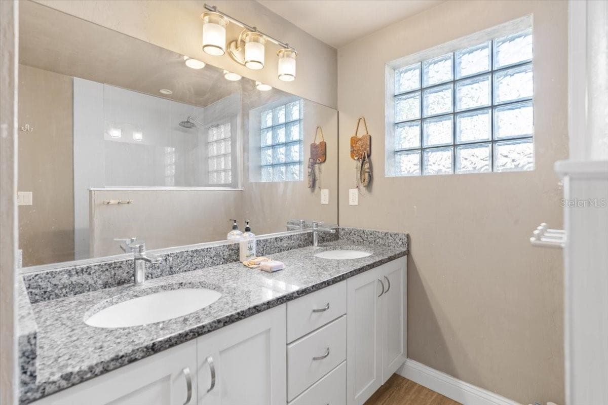 46 SEASIDE DRIVE — photo 27 of 29