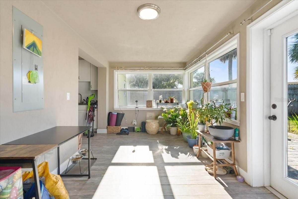46 SEASIDE DRIVE — photo 17 of 29