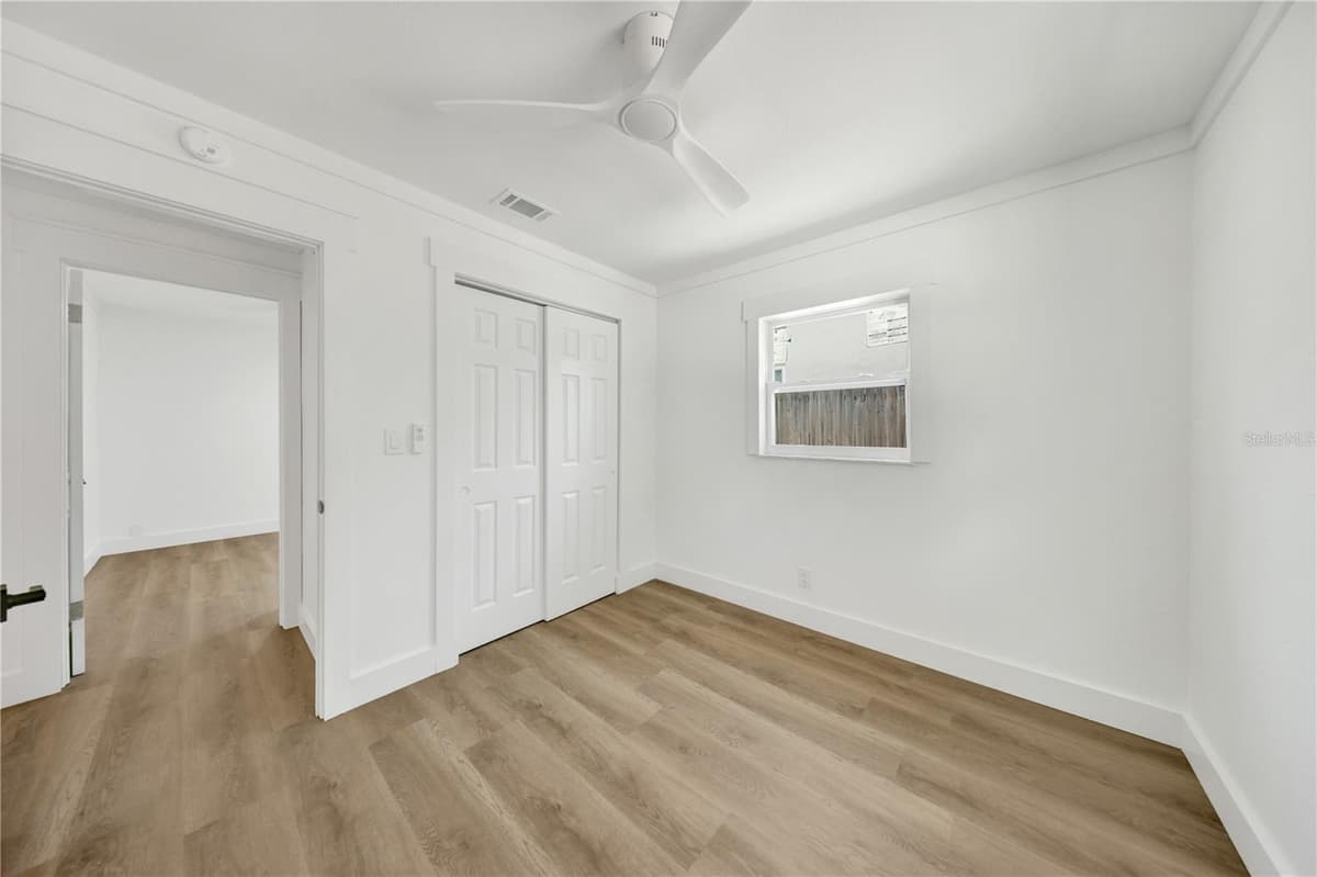 2264 WINCHESTER DRIVE — photo 10 of 22