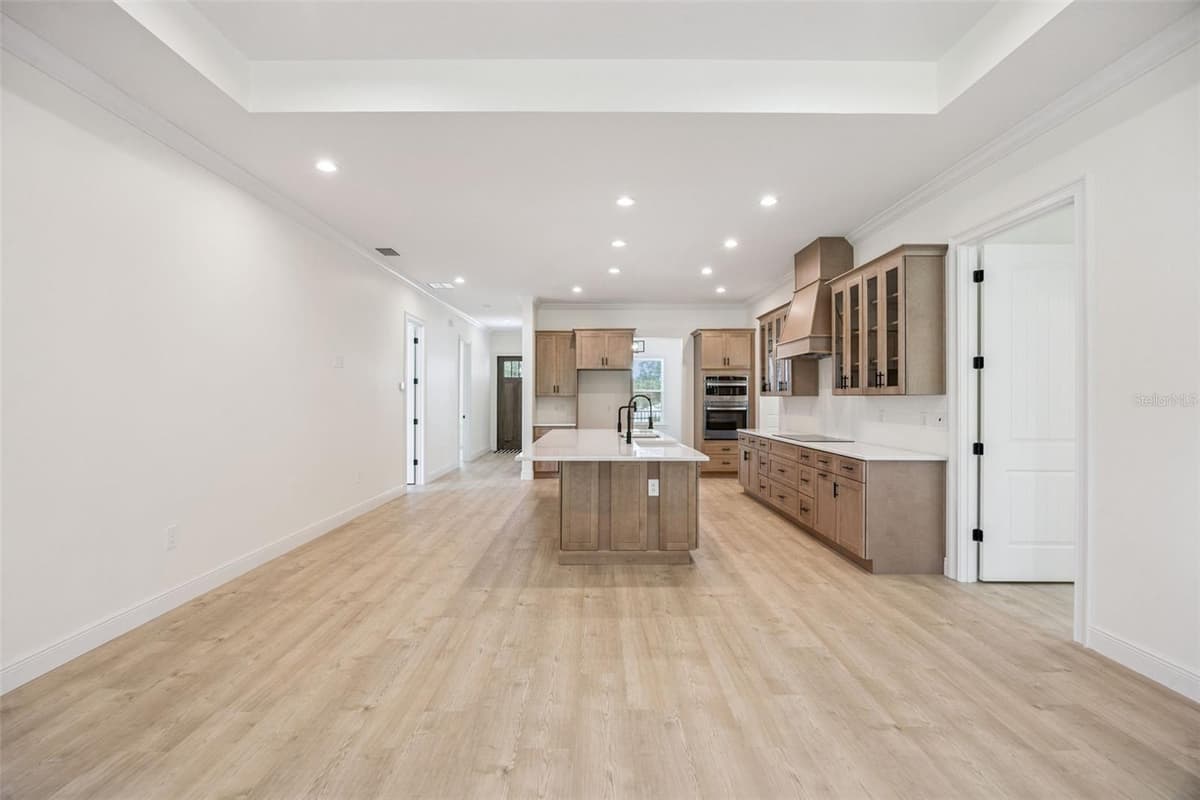 10525 BRONSON ROAD — photo 37 of 52