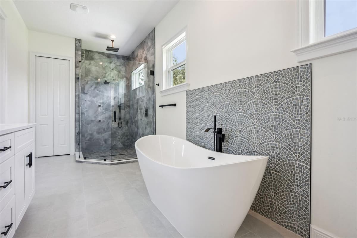 10525 BRONSON ROAD — photo 32 of 52
