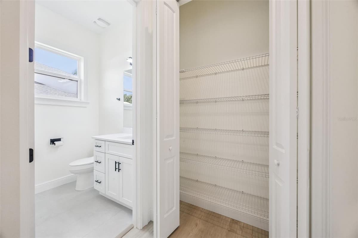 10525 BRONSON ROAD — photo 41 of 52