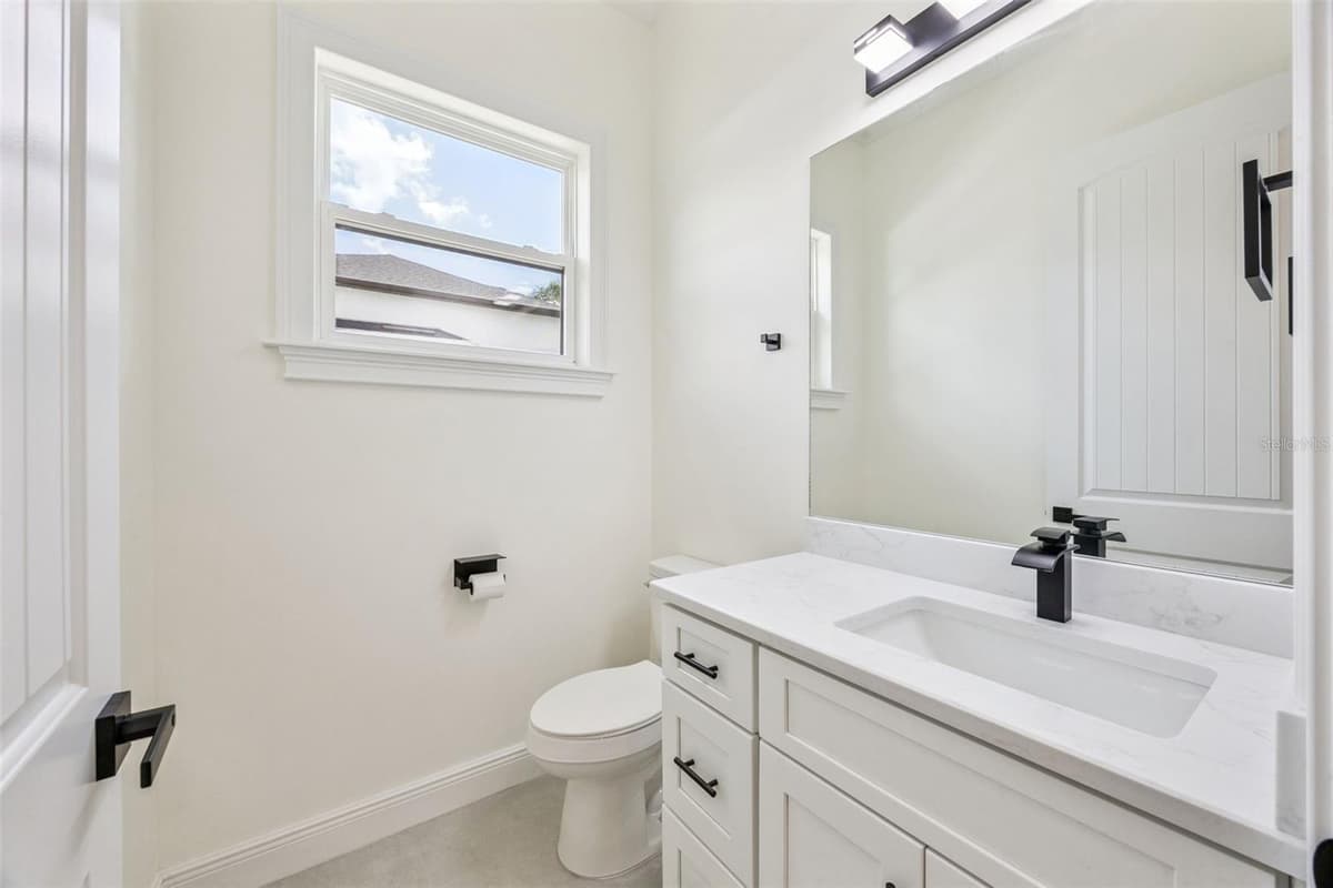 10525 BRONSON ROAD — photo 42 of 52