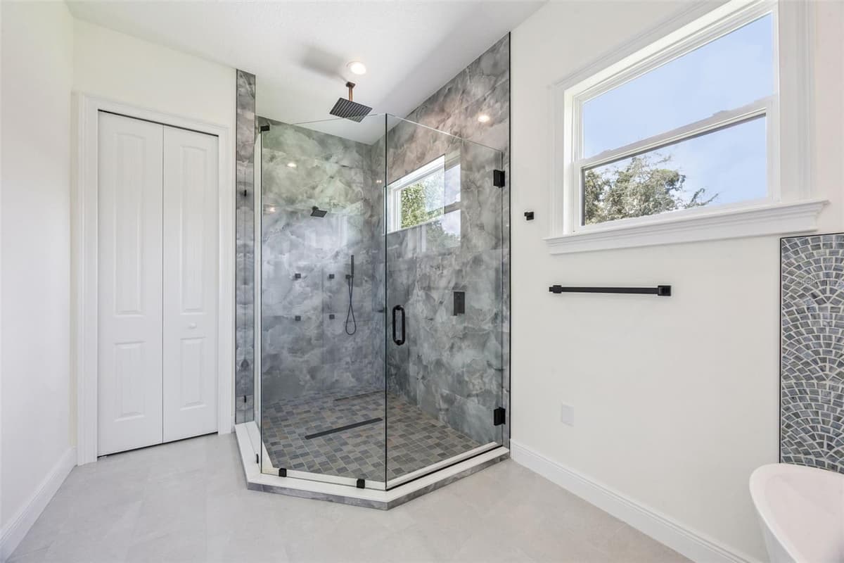 10525 BRONSON ROAD — photo 36 of 52