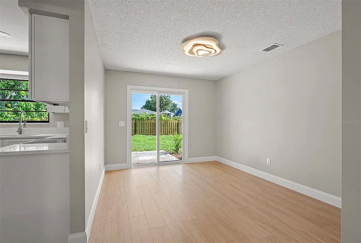 749 ELMONT STREET — photo 13 of 32