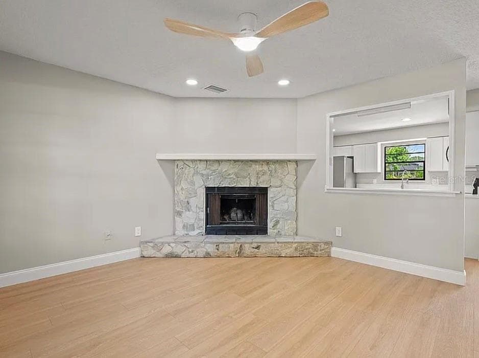 749 ELMONT STREET — photo 9 of 32