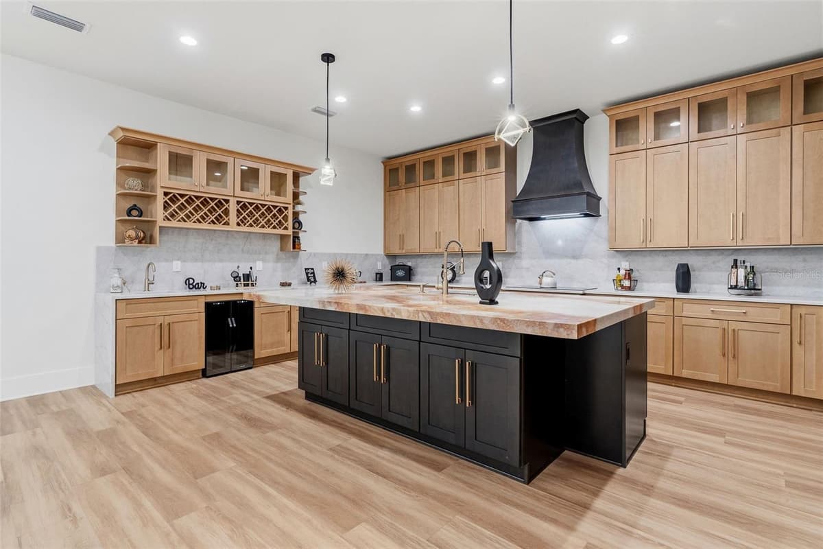 2914 WALNUT STREET — photo 12 of 48