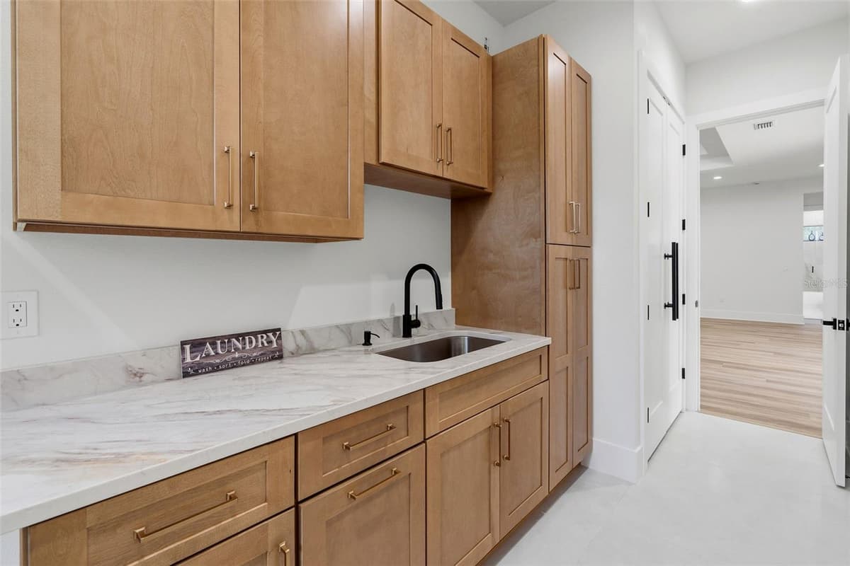 2914 WALNUT STREET — photo 41 of 48