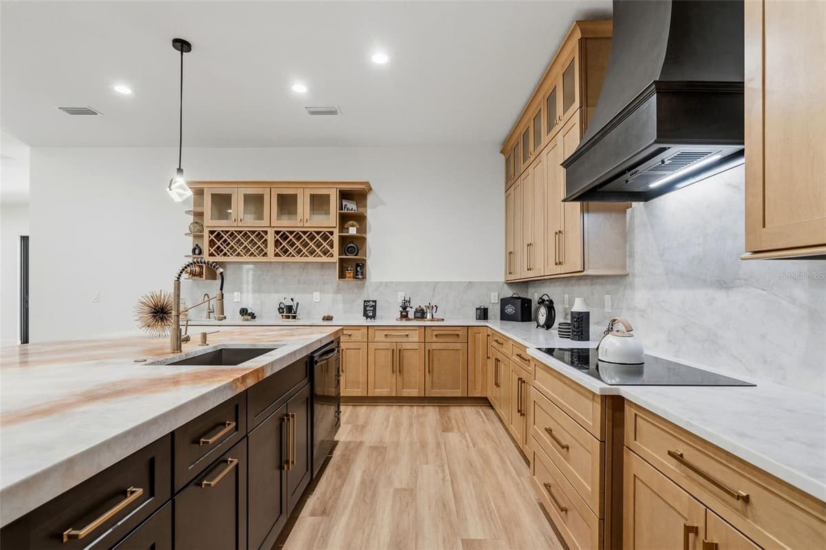 2914 WALNUT STREET — photo 16 of 48