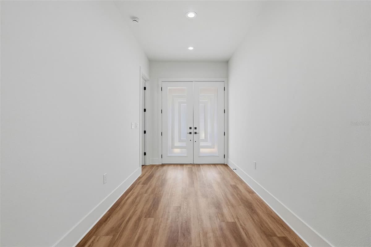 2914 WALNUT STREET — photo 3 of 48