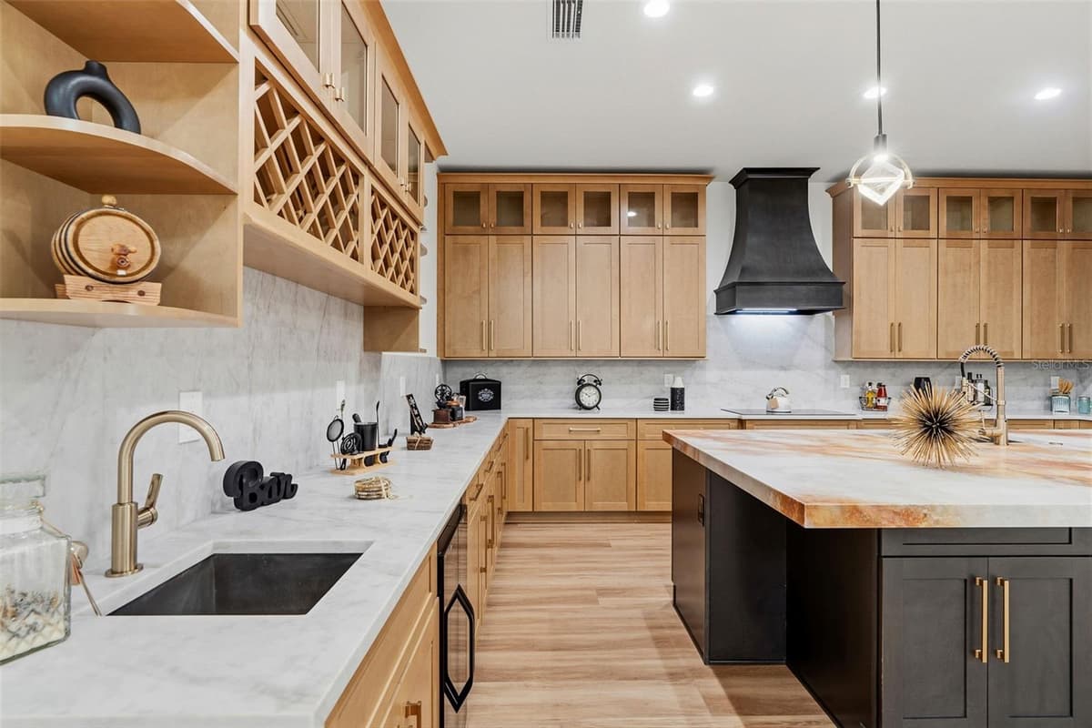 2914 WALNUT STREET — photo 13 of 48