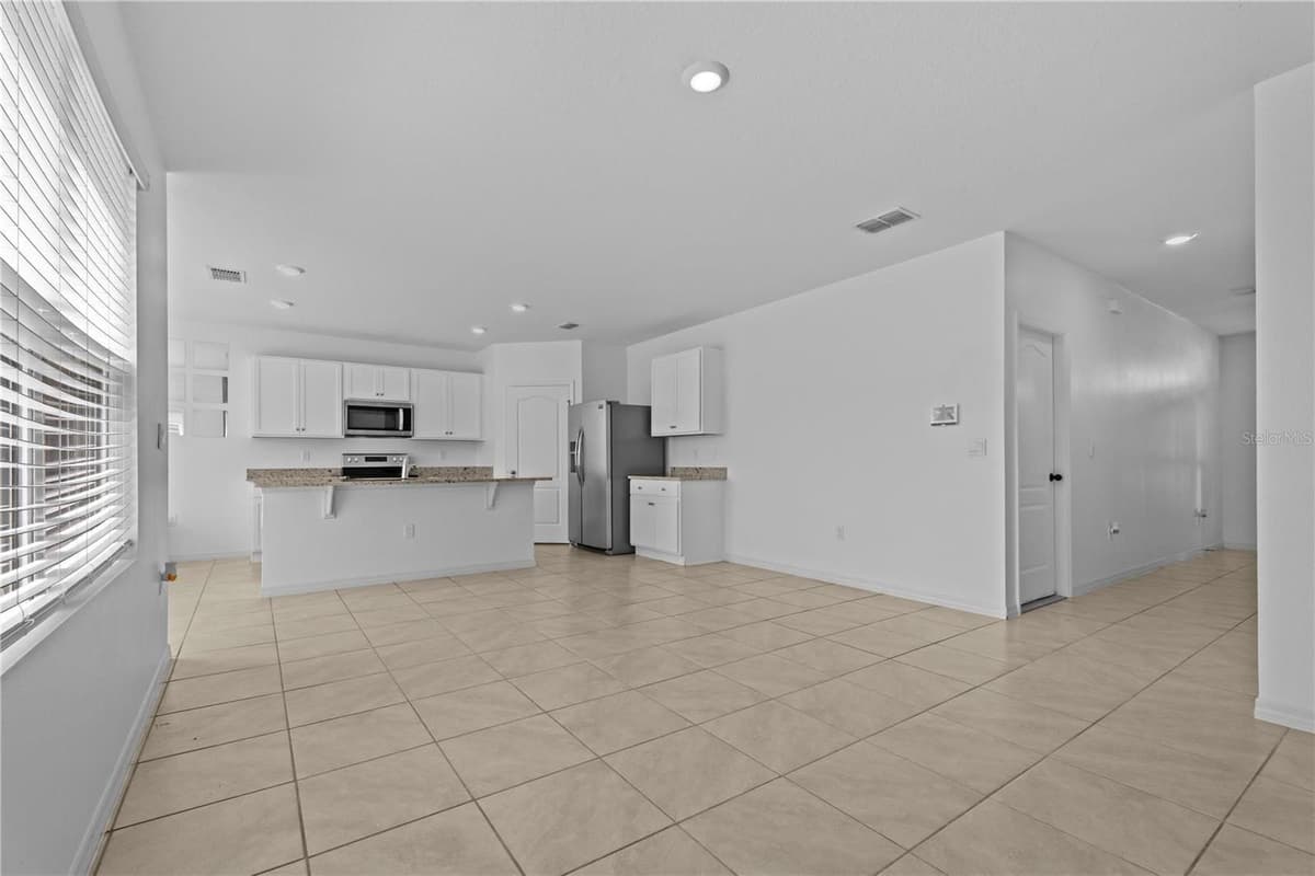 1264 CASCADES AVENUE — photo 9 of 45