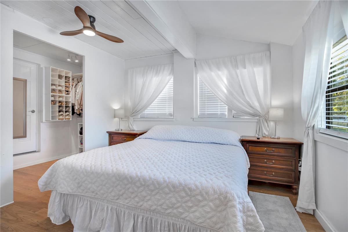 11 ASTER DRIVE — photo 12 of 35
