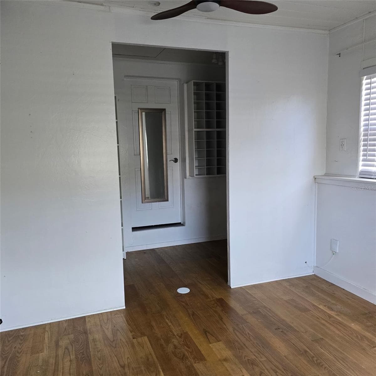 11 ASTER DRIVE — photo 16 of 35
