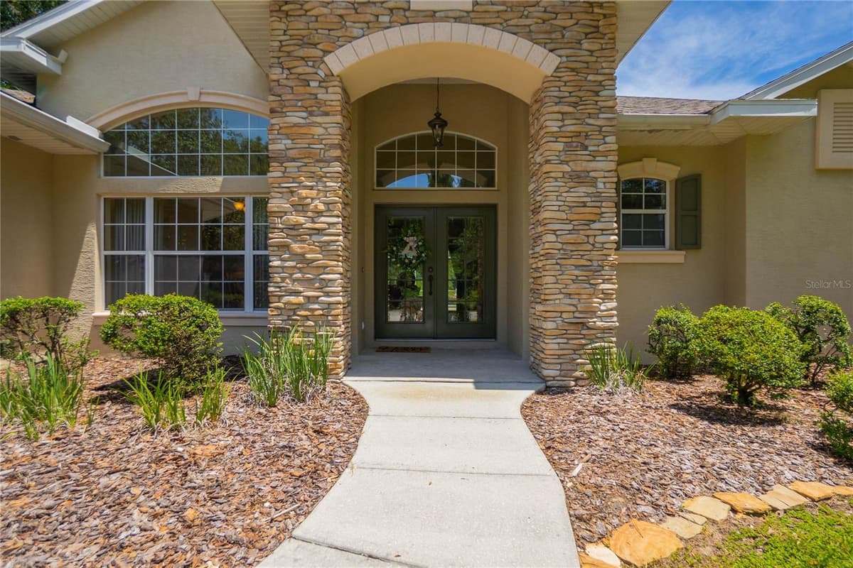9807 LAKE TAHOE DRIVE — photo 8 of 63