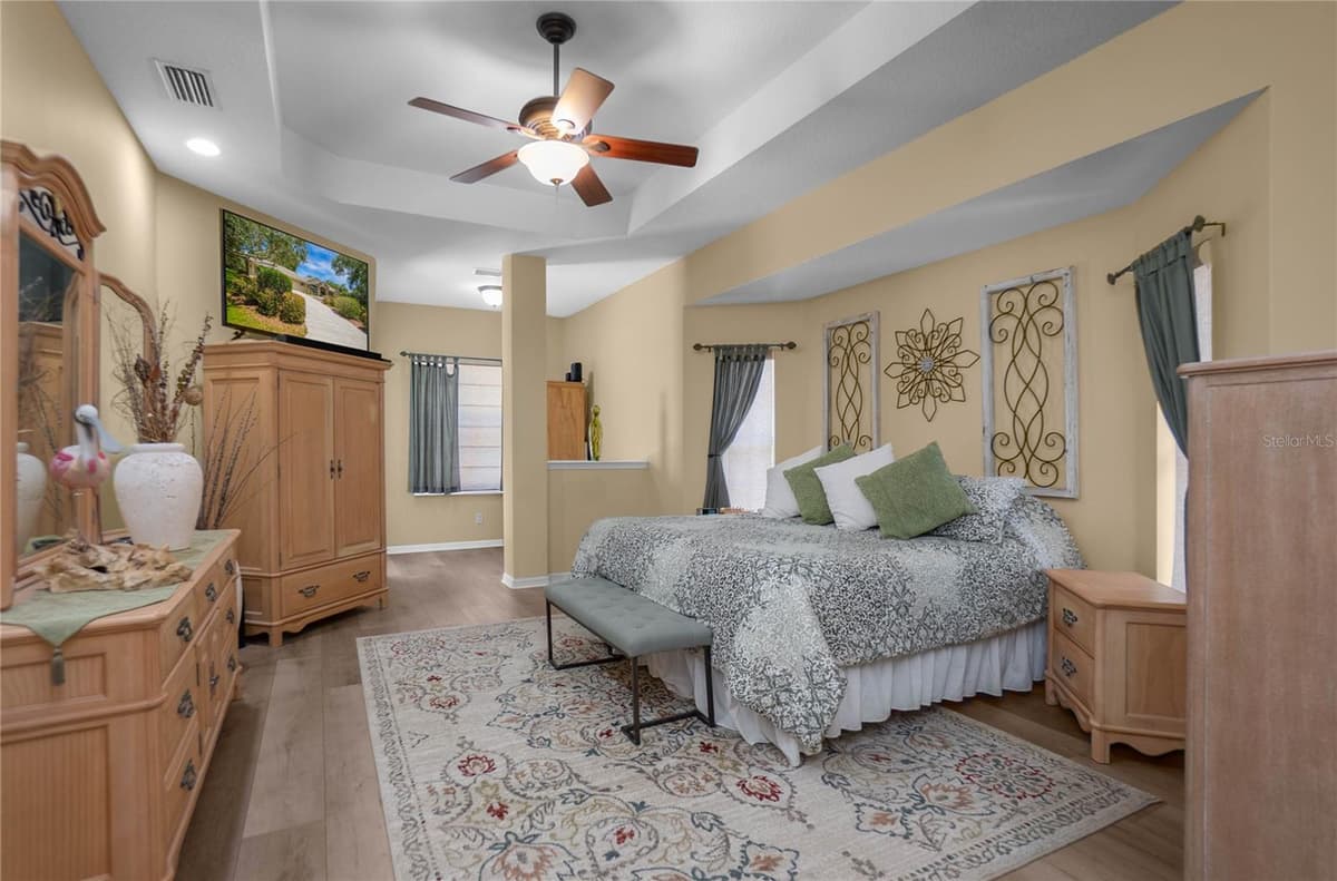 9807 LAKE TAHOE DRIVE — photo 22 of 63