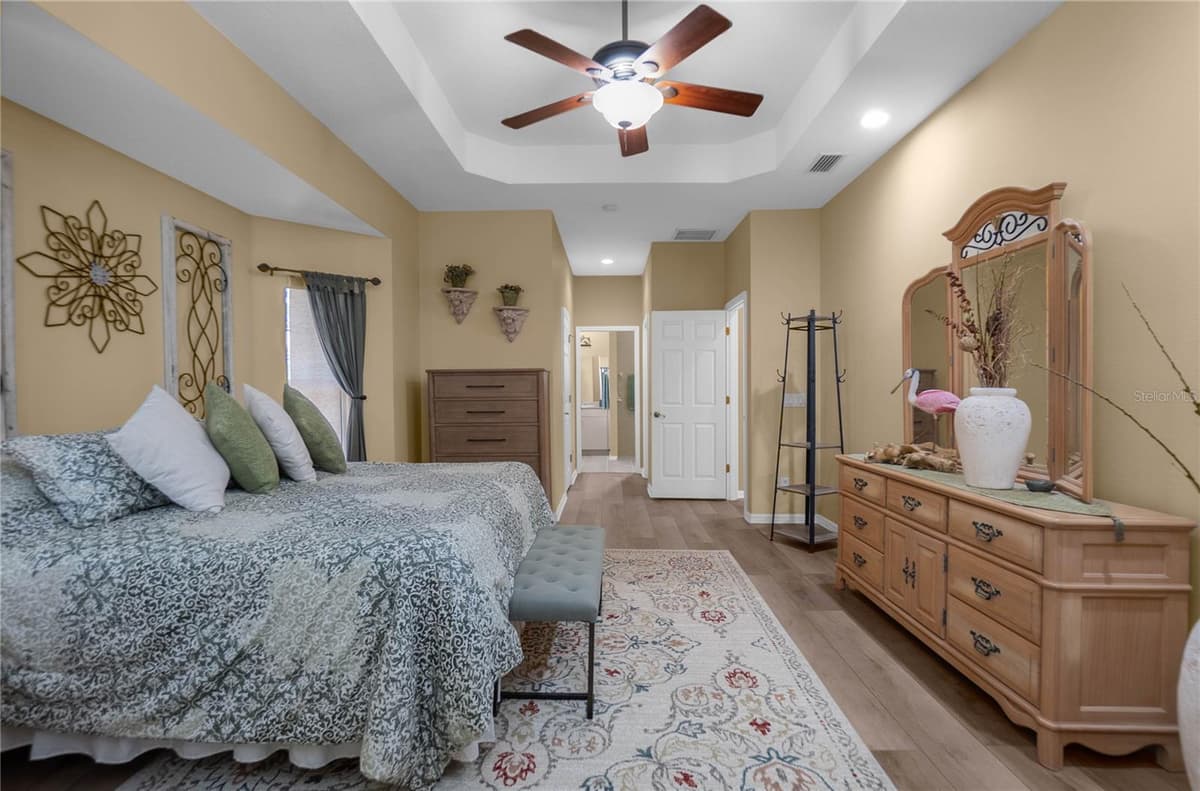 9807 LAKE TAHOE DRIVE — photo 23 of 63