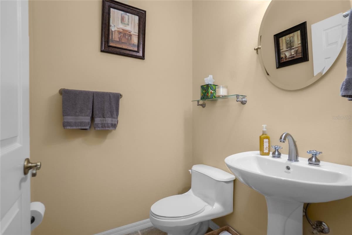 9807 LAKE TAHOE DRIVE — photo 30 of 63