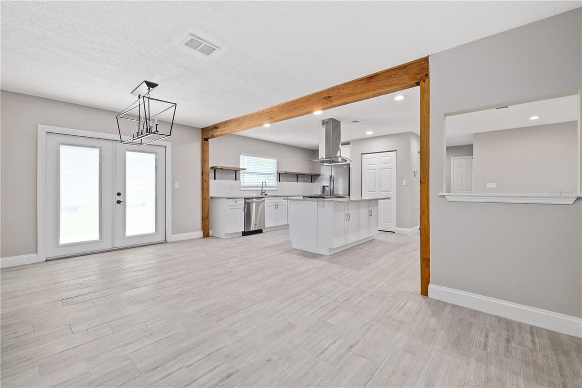 408 VIRGINIA AVENUE — photo 5 of 26