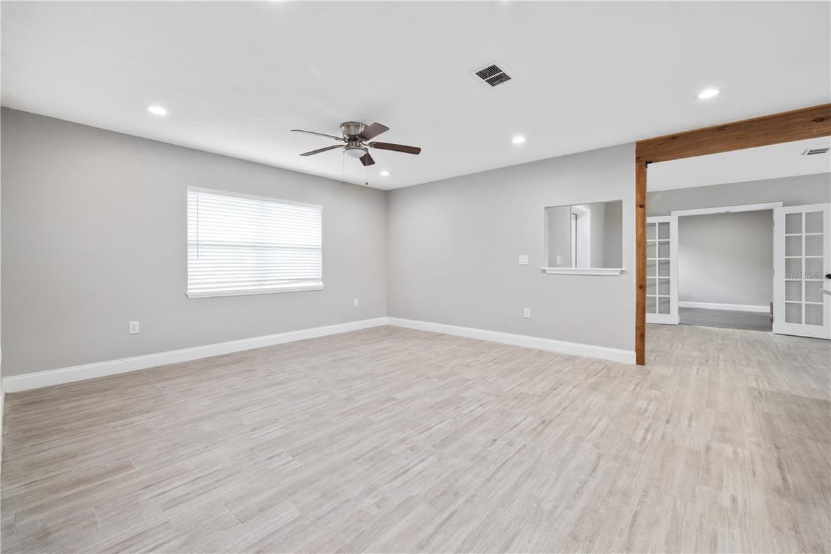 408 VIRGINIA AVENUE — photo 11 of 26