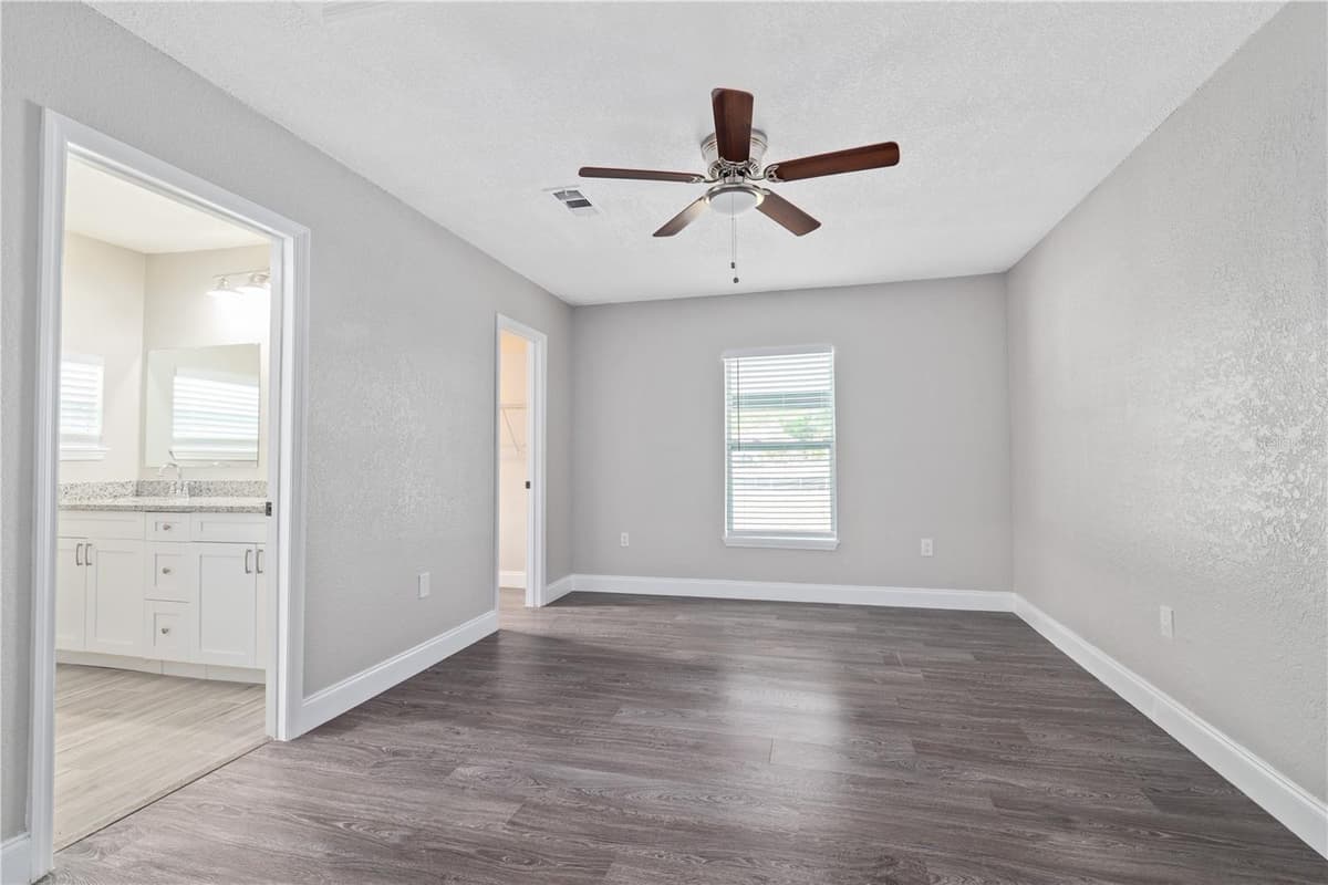 408 VIRGINIA AVENUE — photo 12 of 26