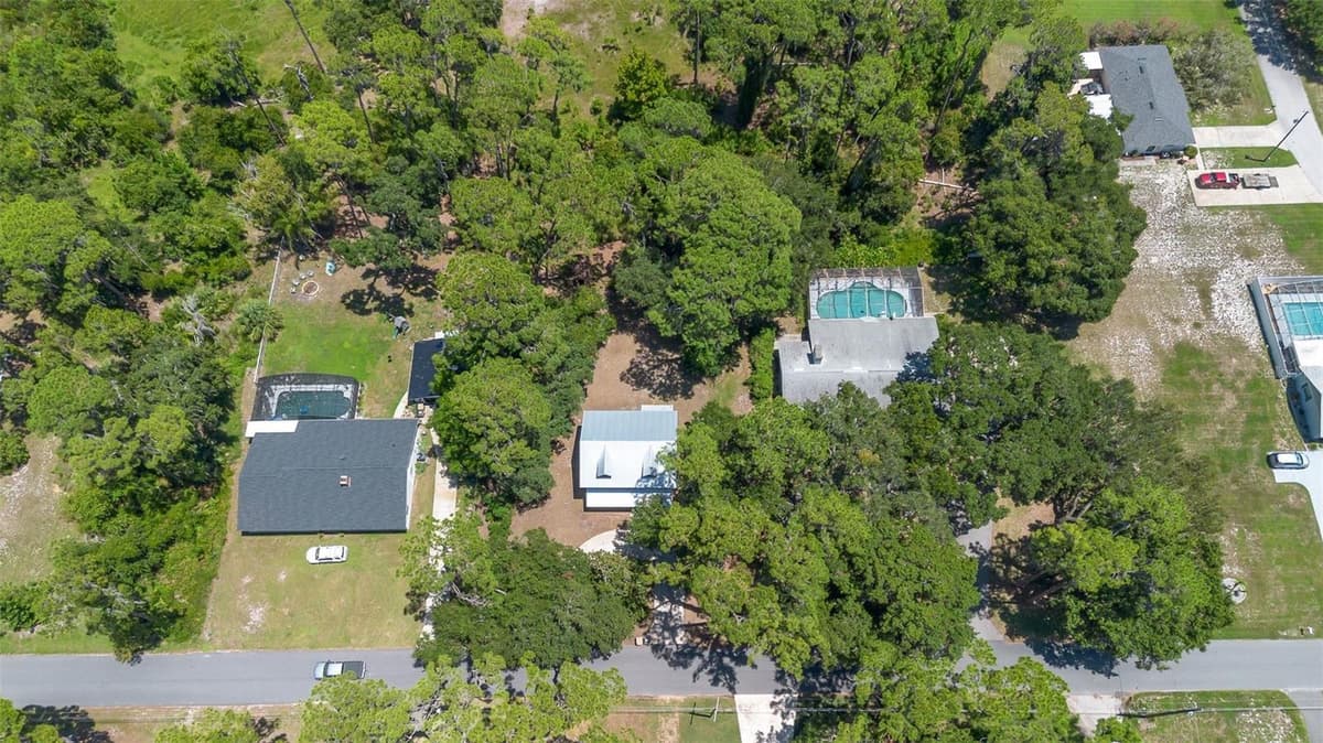 31018 COVE ROAD — photo 47 of 52