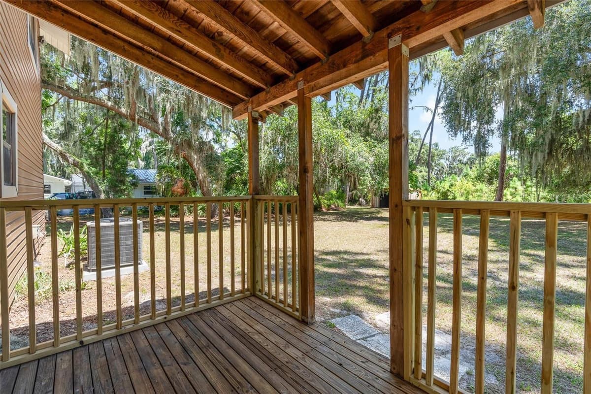 31018 COVE ROAD — photo 35 of 52