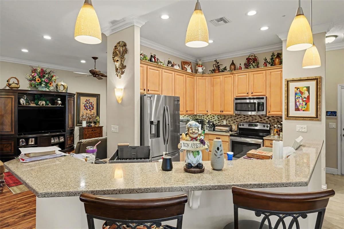 1182 FIESTA KEY CIR — photo 11 of 25