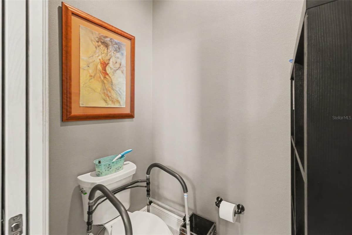 1182 FIESTA KEY CIR — photo 21 of 25