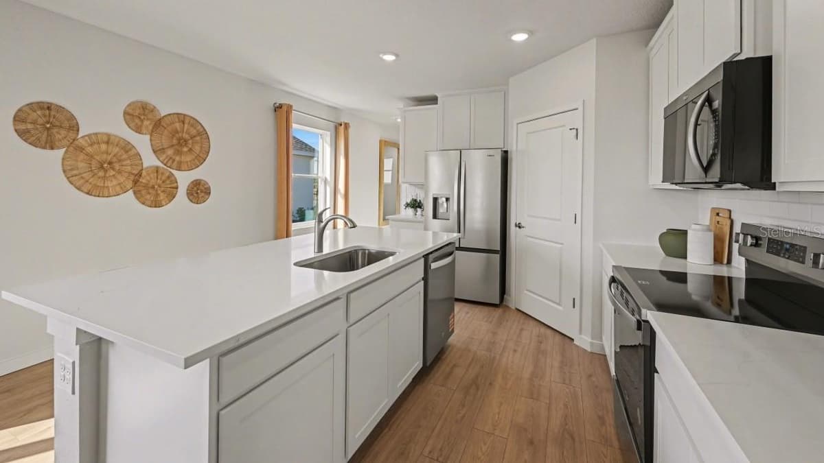 1511 HARMON DRIVE — photo 10 of 19