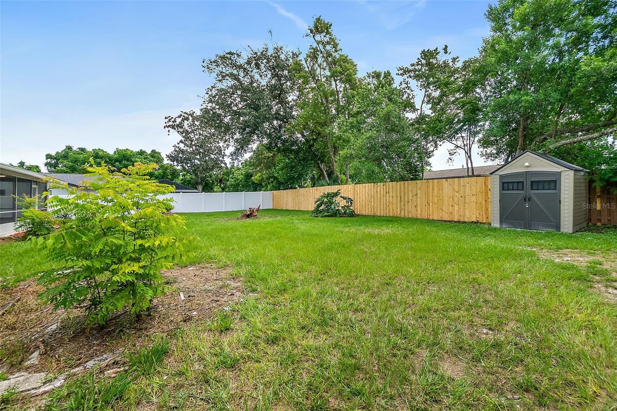 24 FELTER LANE — photo 45 of 50