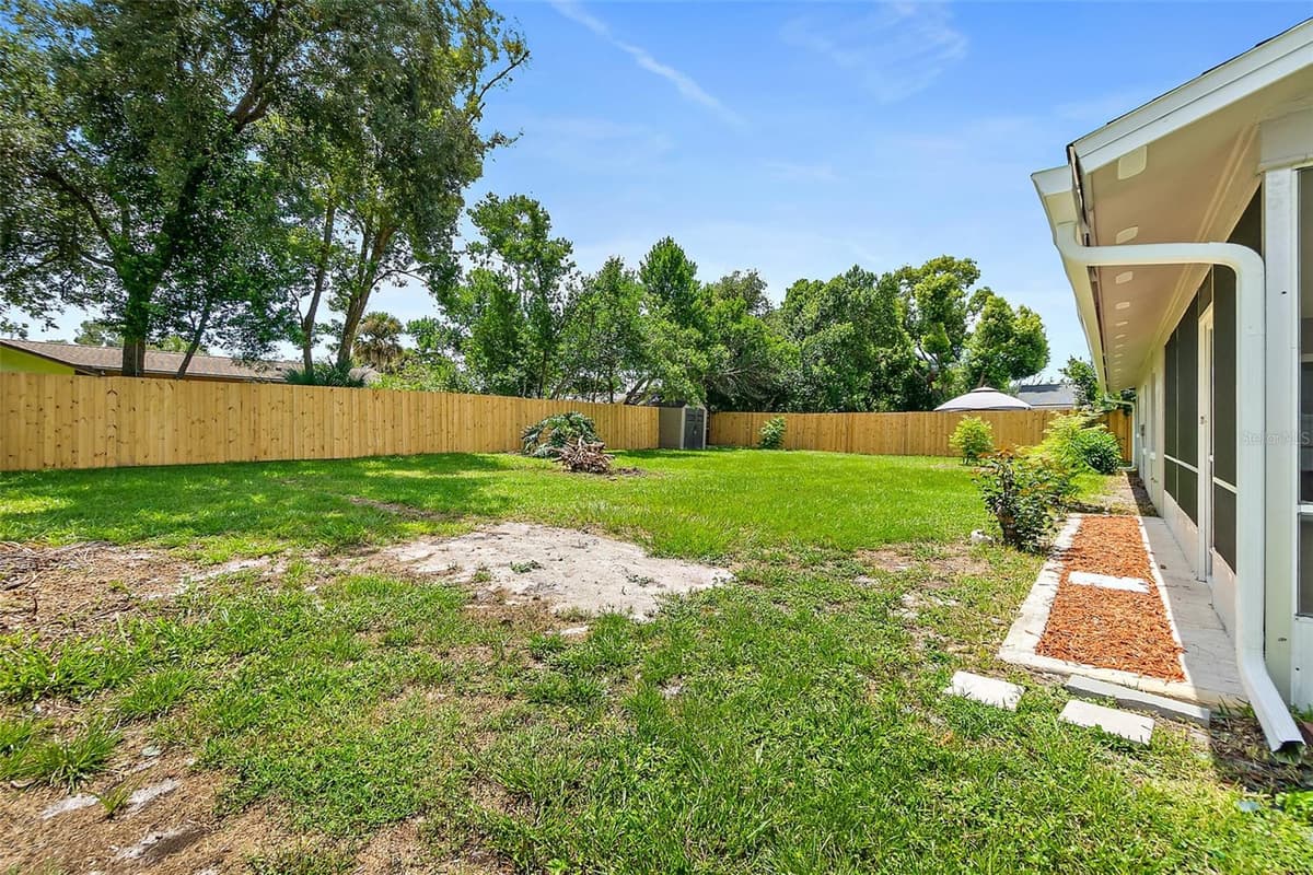 24 FELTER LANE — photo 42 of 50