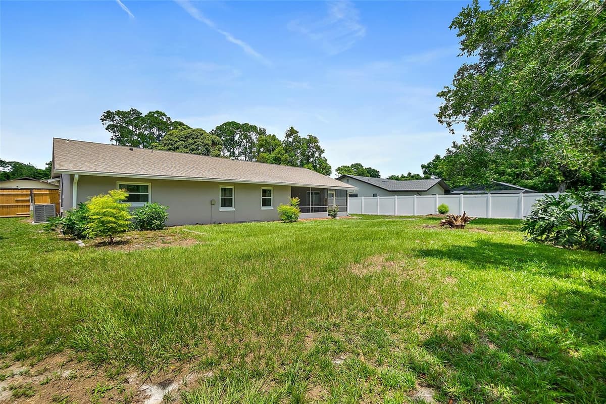 24 FELTER LANE — photo 44 of 50