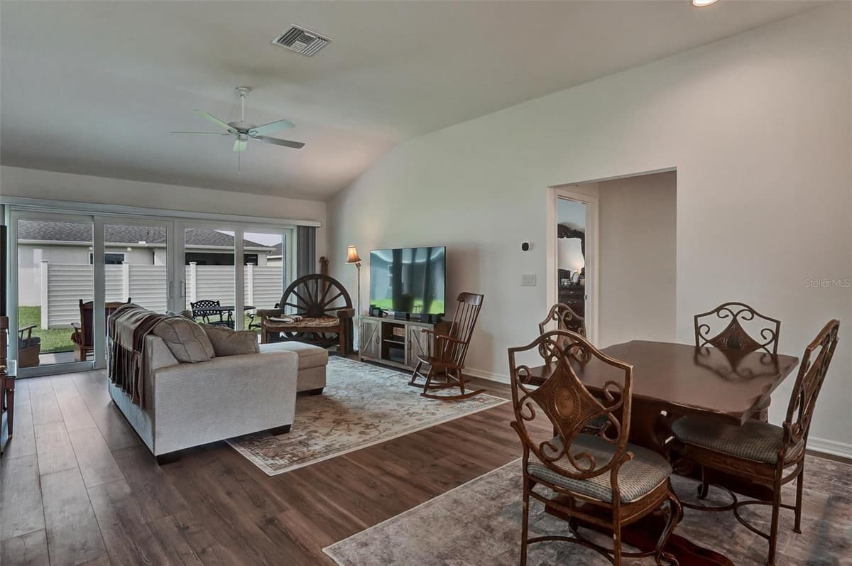 1173 LONGENECKER LOOP — photo 14 of 29