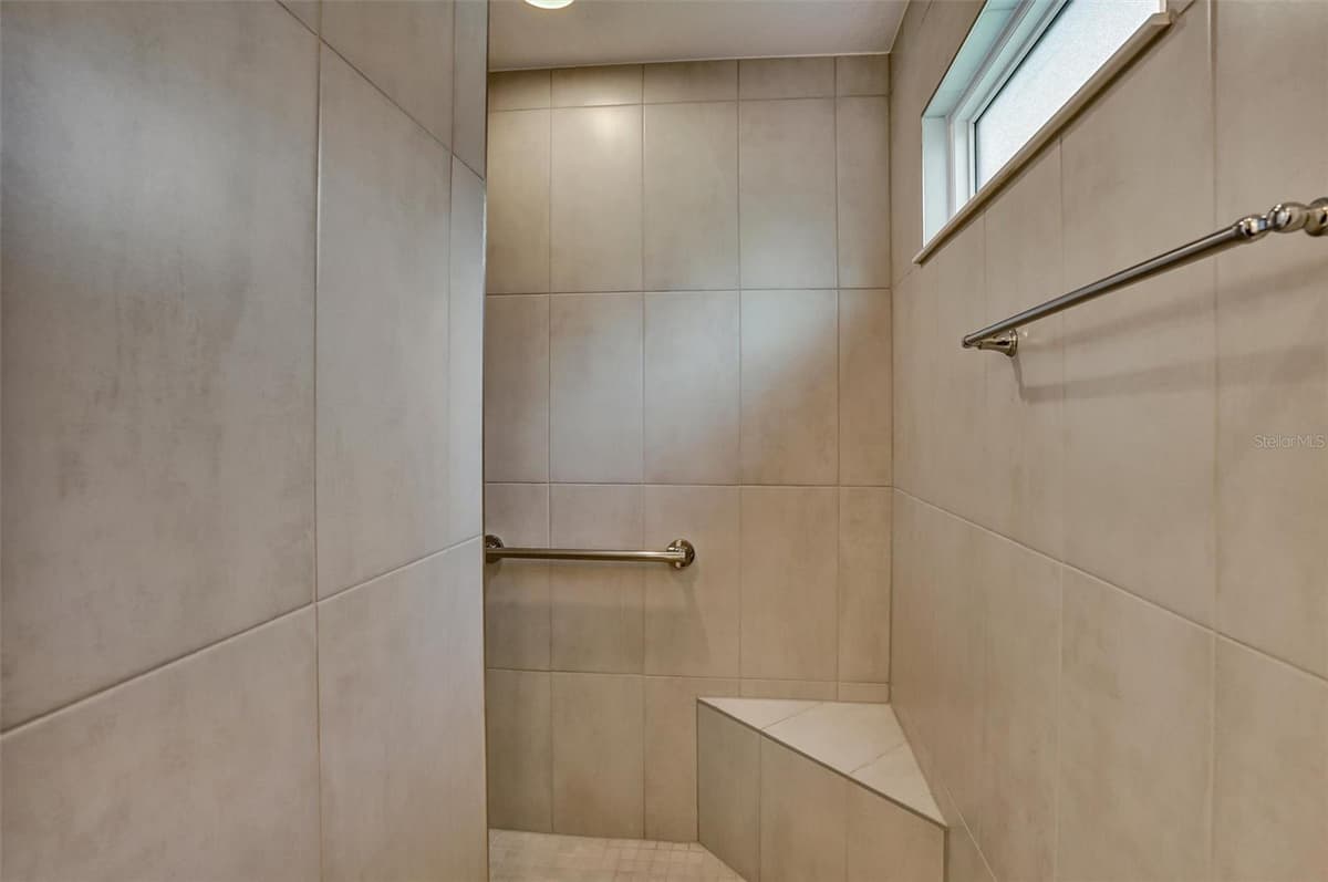 1173 LONGENECKER LOOP — photo 21 of 29