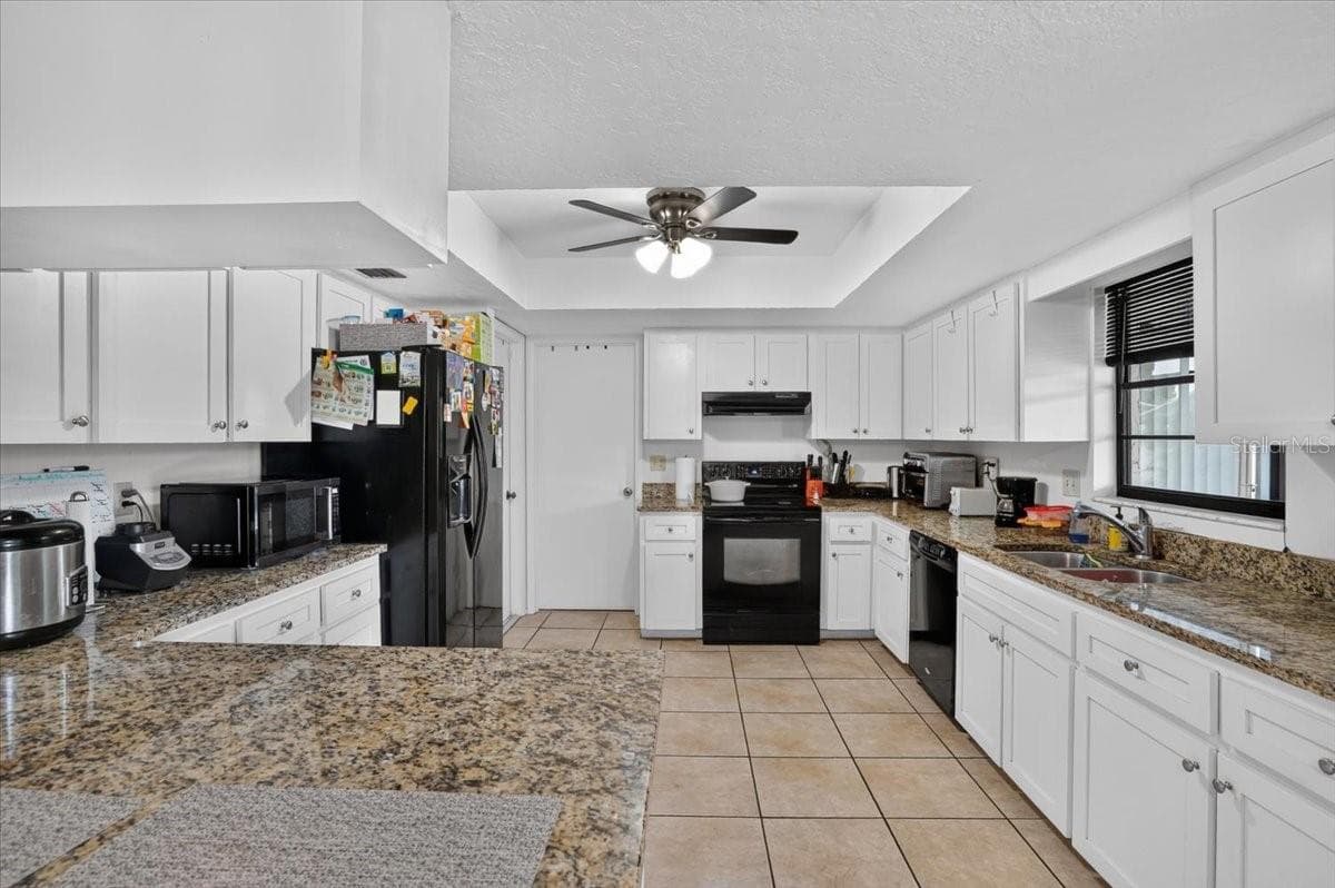 5031 BRANDEIS CIRCLE — photo 14 of 36