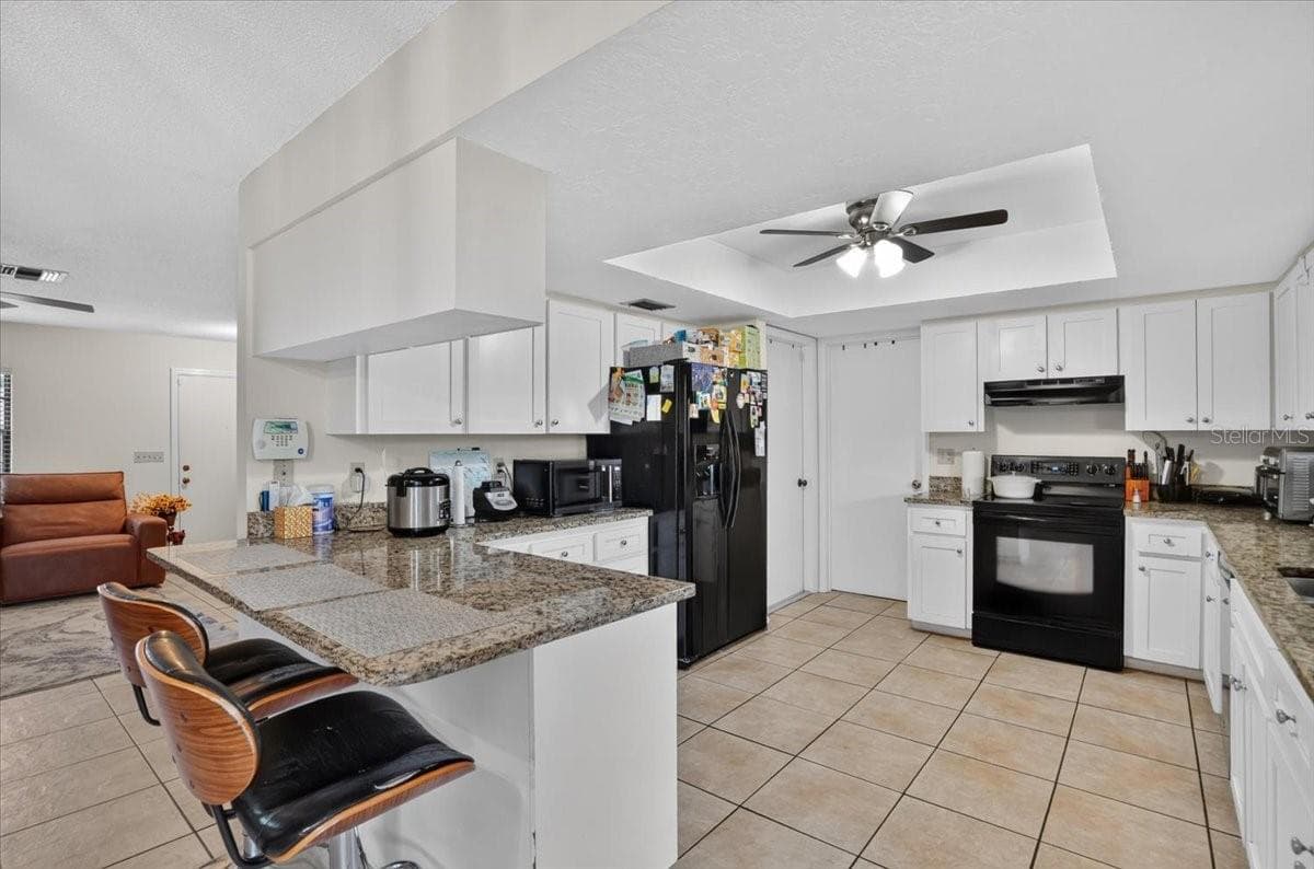 5031 BRANDEIS CIRCLE — photo 12 of 36