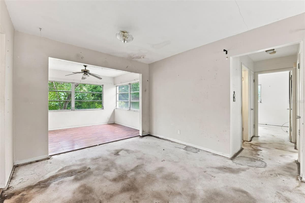 2310 INDIGO DRIVE — photo 7 of 17