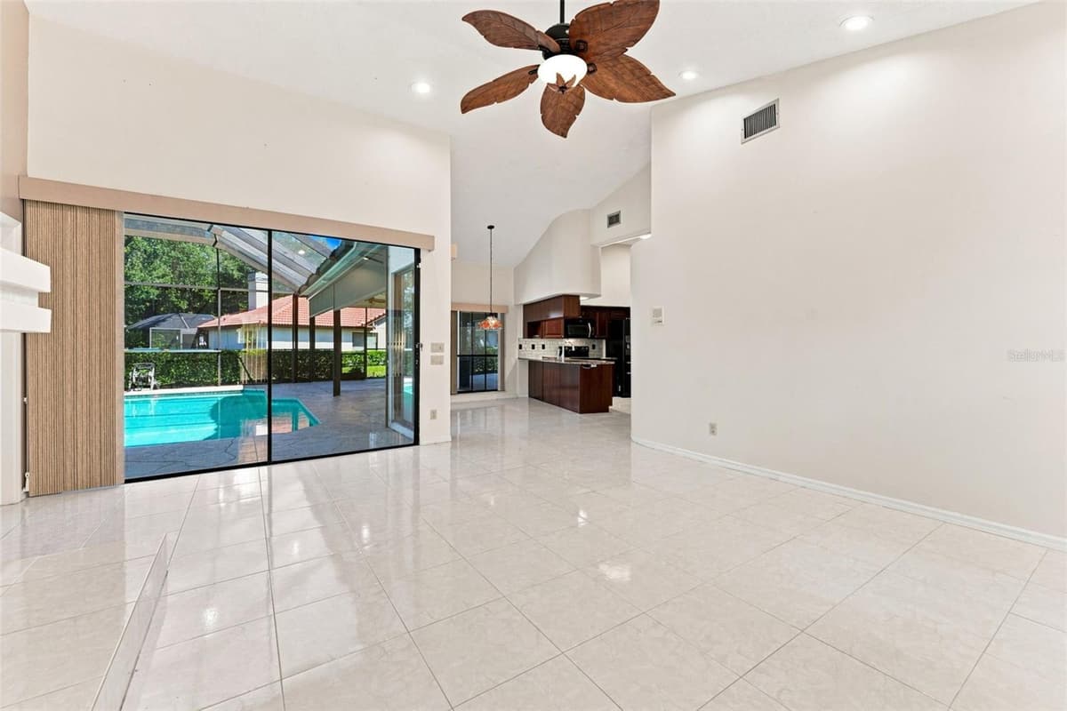 15923 ELLSWORTH DRIVE — photo 23 of 61