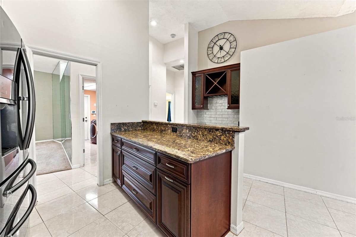 15923 ELLSWORTH DRIVE — photo 15 of 61