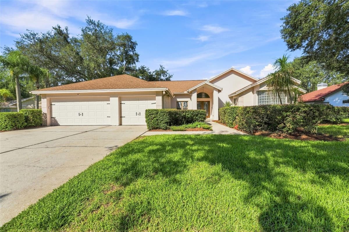 15923 ELLSWORTH DRIVE — photo 4 of 61